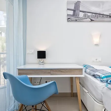 New Luxury 3-bedroom Seaview Apartment *