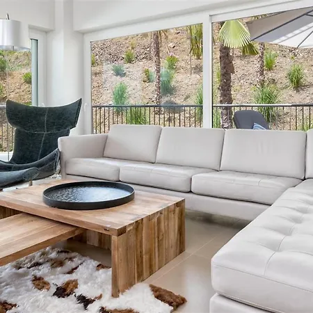 New Luxury 3-bedroom Seaview * Benalmádena